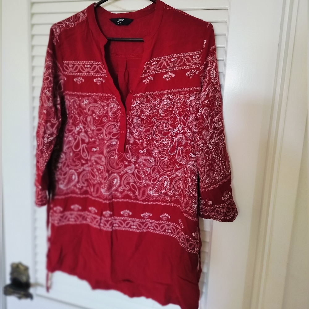 Max Women's Red Bandana Print Tie Back Top Size 12 Medium 100% Rayon